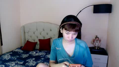 SHANTA FOX  s online show from July 9, 1:20 am