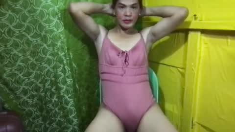 shantallee online show from August 3, 6:46 am