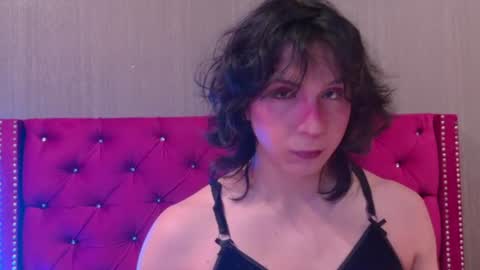Shelly online show from July 6, 10:34 pm