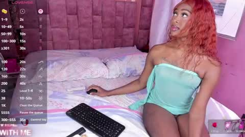 shenielxxx online show from August 2, 2:05 pm