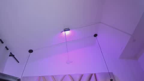 Shine online show from March 7, 2:39 am