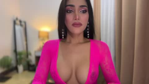 MISS YSABELLE online show from July 14, 10:08 am