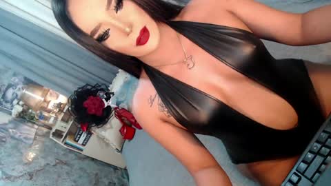 Sierrafina online show from April 30, 6:08 am