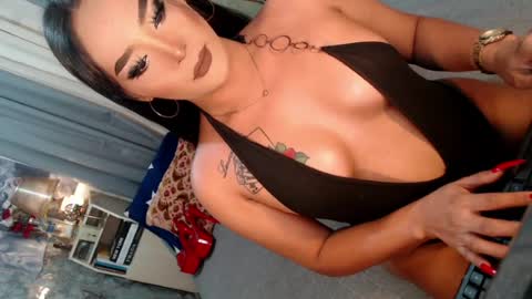Sierrafina online show from July 6, 8:32 am