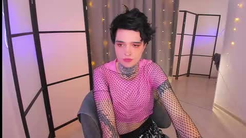 Simona online show from December 5, 9:00 pm
