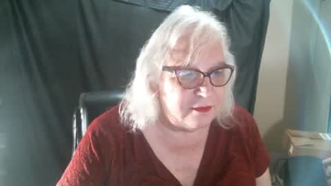 Sissy Diane online show from January 30, 12:39 am