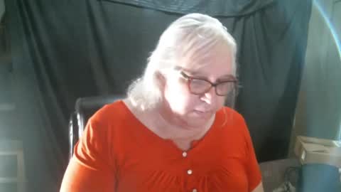 Sissy Diane online show from February 10, 12:30 am