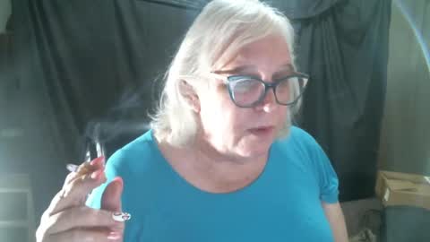 Sissy Diane online show from February 11, 12:38 am