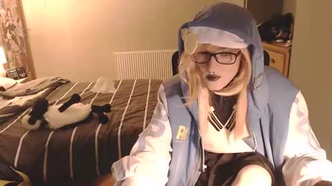 SissyGothx online show from December 5, 1:10 am