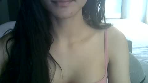 skinnykittencam online show from June 29, 3:10 am
