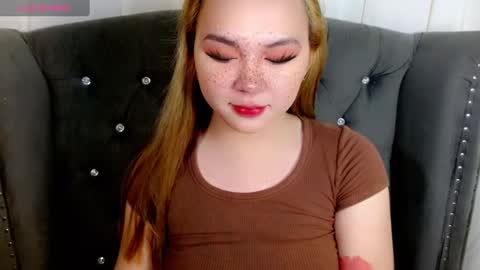 skylarvox_ online show from February 21, 6:40 am