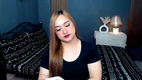 Queen Cyrine online show from July 28, 11:17 am