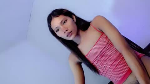 angela online show from July 8, 7:06 pm