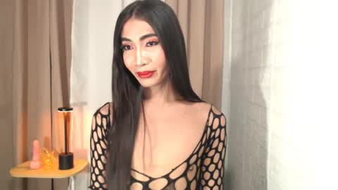 slimprettyjoira online show from July 5, 10:43 am