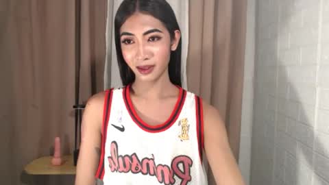 slimprettyjoira online show from July 26, 2:13 pm