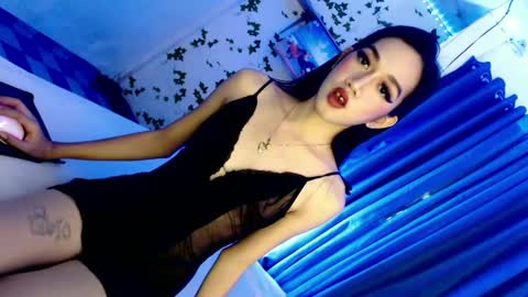 just call me aryana online show from January 2, 5:46 am