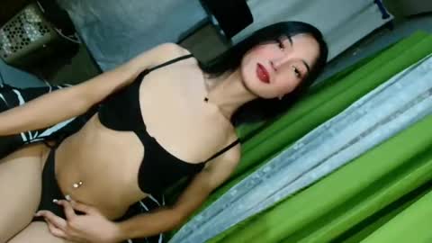 slutcums_kattie_69 online show from January 19, 4:38 pm