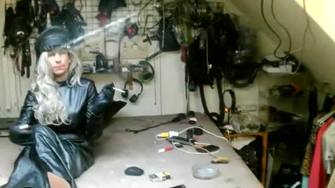 smokeslut365 online show from July 19, 6:06 am
