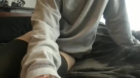 snezballer online show from February 6, 3:50 pm