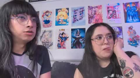 Snow and Bubble online show from June 8, 1:28 am