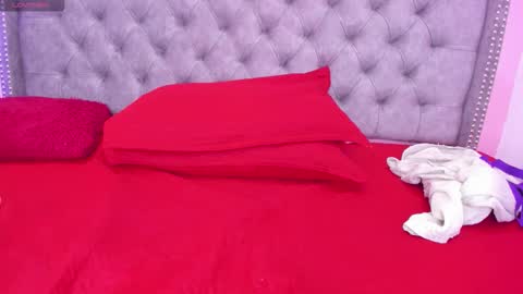 SOFIA online show from November 12, 7:52 am