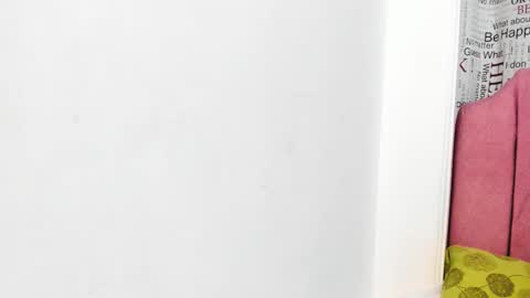 sofia_sommers online show from December 3, 3:55 am