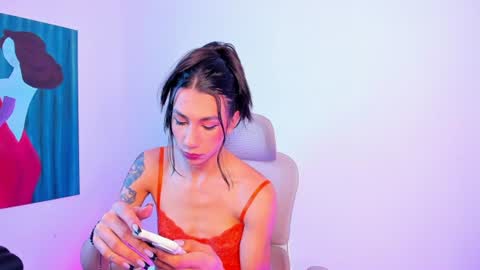 Sofi online show from June 15, 2:30 pm