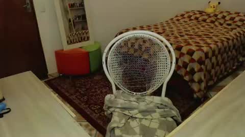 Sophie Fantasys online show from June 14, 2:24 am