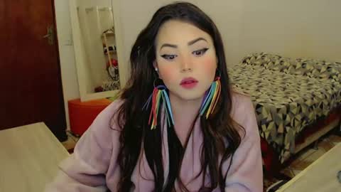 Sophie Fantasys online show from July 30, 4:44 am