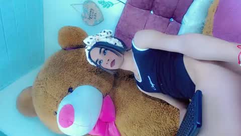 sophie_miaa online show from February 12, 1:49 pm