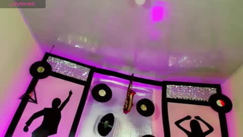 sophie_miaa online show from September 9, 11:20 am