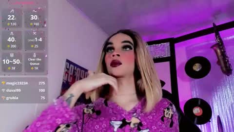 sophie_miaa online show from October 8, 11:44 am