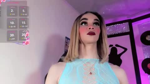 sophie_miaa online show from October 9, 11:55 am