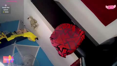 sophie_vall online show from July 20, 2:15 am