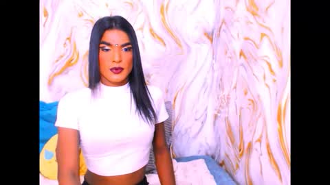 spicybarbie4u online show from April 19, 5:14 pm