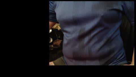 bri and mags fun room online show from January 5, 6:33 pm