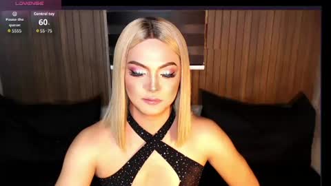 staceymoorets online show from August 4, 3:01 am