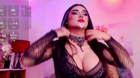 CALL ME STELLA online show from June 8, 8:14 am