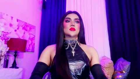 CALL ME STELLA online show from June 15, 7:21 am