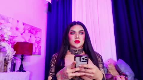 CALL ME STELLA online show from June 30, 10:15 am
