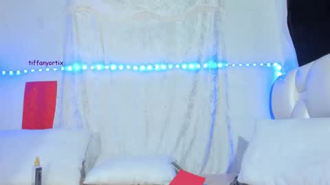 Anny online show from February 25, 8:30 am