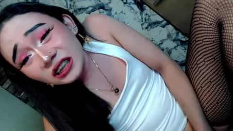 stunning_andrea69 online show from July 31, 9:15 pm