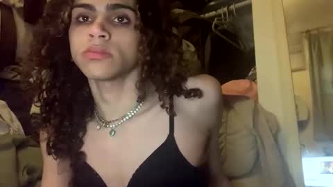 Snapshot of stxllaxcx chatting on October 26, 2:46 pm stxllaxcx online show from October 26, 2:46 pm