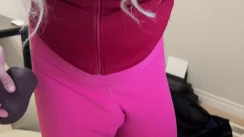 Sissy Isabella online show from June 11, 6:22 am