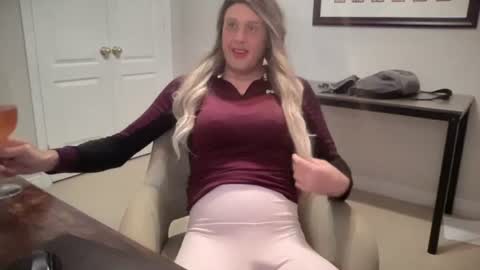 Sissy Isabella online show from June 28, 7:24 am