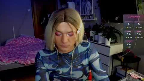 succubu_ss online show from June 17, 2:56 am