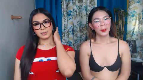 mitch and mitchie online show from June 11, 12:54 am