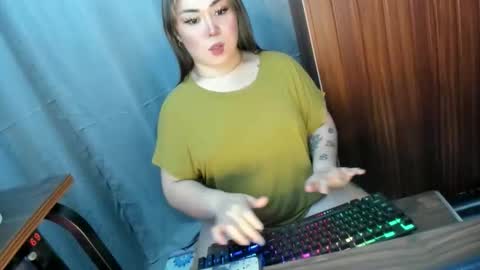 Millany online show from April 24, 12:52 pm