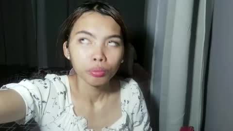 sugar_holly96 online show from April 12, 6:22 pm