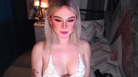 CARMINA online show from February 26, 2:38 am